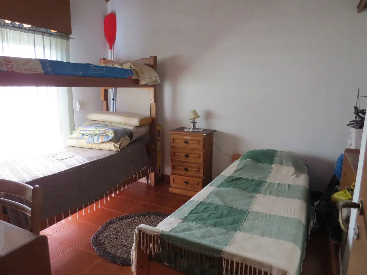 Dúplex con Balcones y Patio Privado – Calle 14 N°155, Las Toninas - Imagen 2