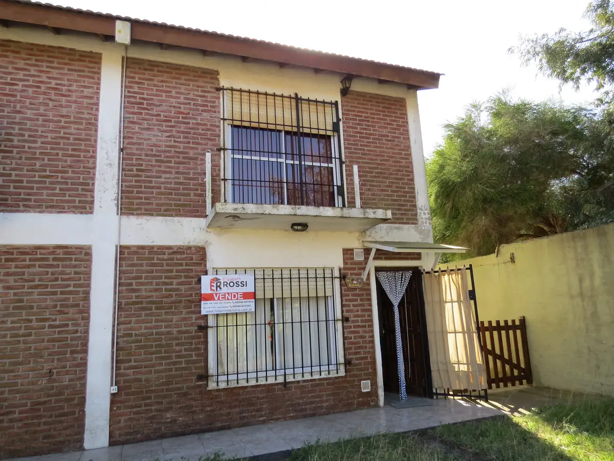Dúplex con Balcones y Patio Privado – Calle 14 N°155, Las Toninas - Imagen 7