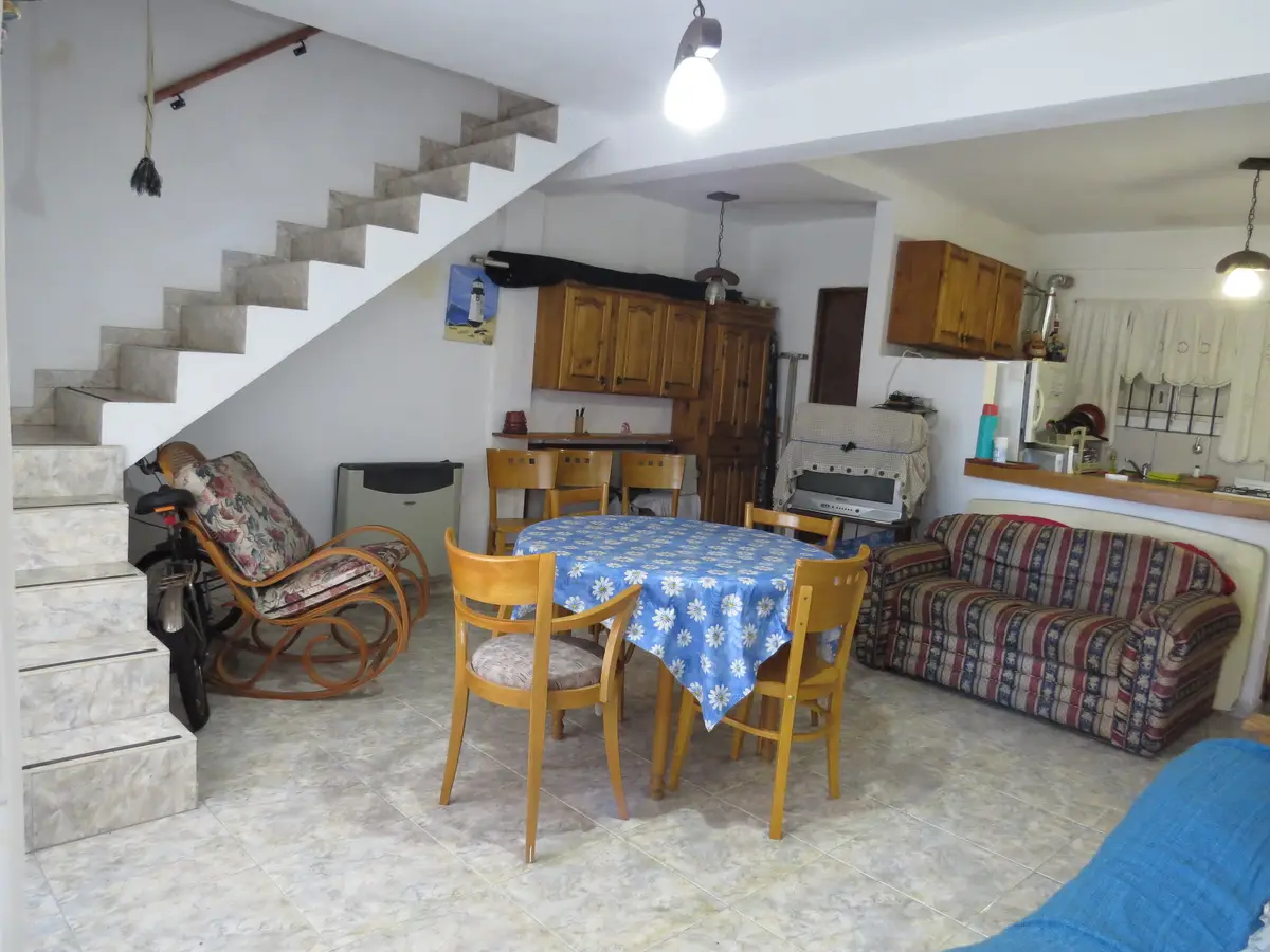 Dúplex con Balcones y Patio Privado – Calle 14 N°155, Las Toninas - Imagen 10