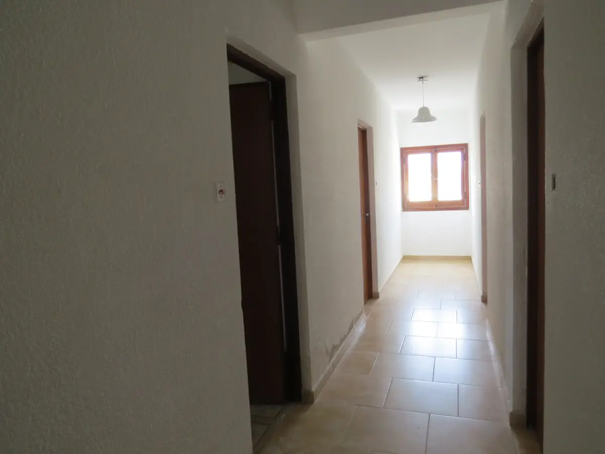 Monoambiente con Vista a la Peatonal y Cercanía al Mar – Calle 1 N°1653, UF 25, Las Toninas - Imagen 2