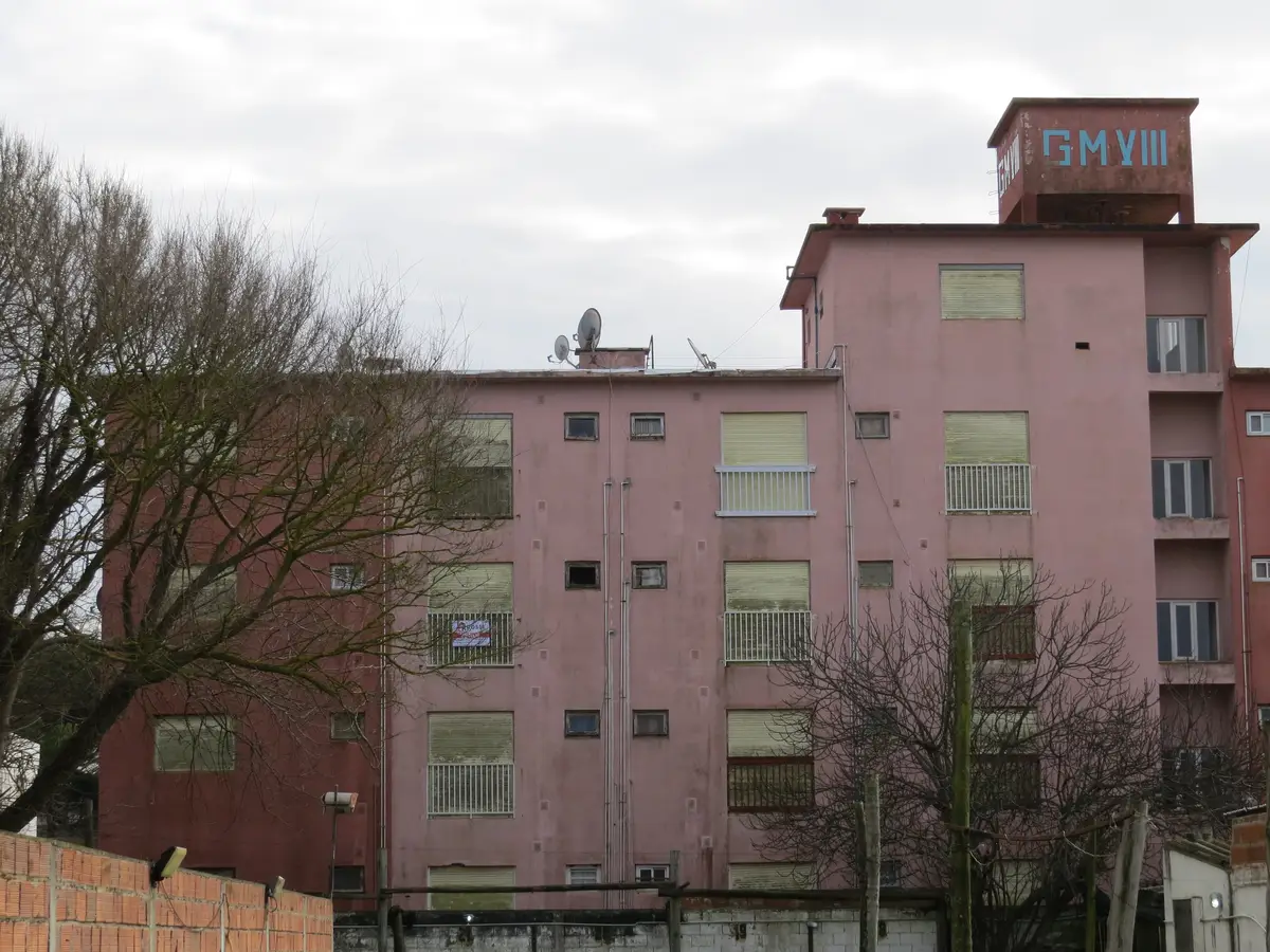 Monoambiente con Vista a la Peatonal y Cercanía al Mar – Calle 1 N°1653, UF 25, Las Toninas - Imagen 3