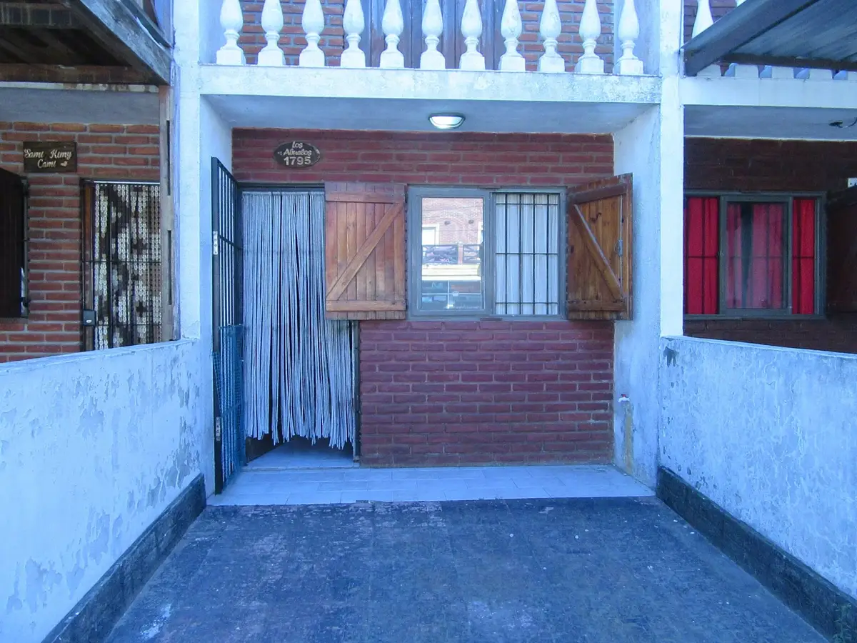 Dúplex sobre avenida comercial – Zona Centro, Las Toninas - Imagen 14