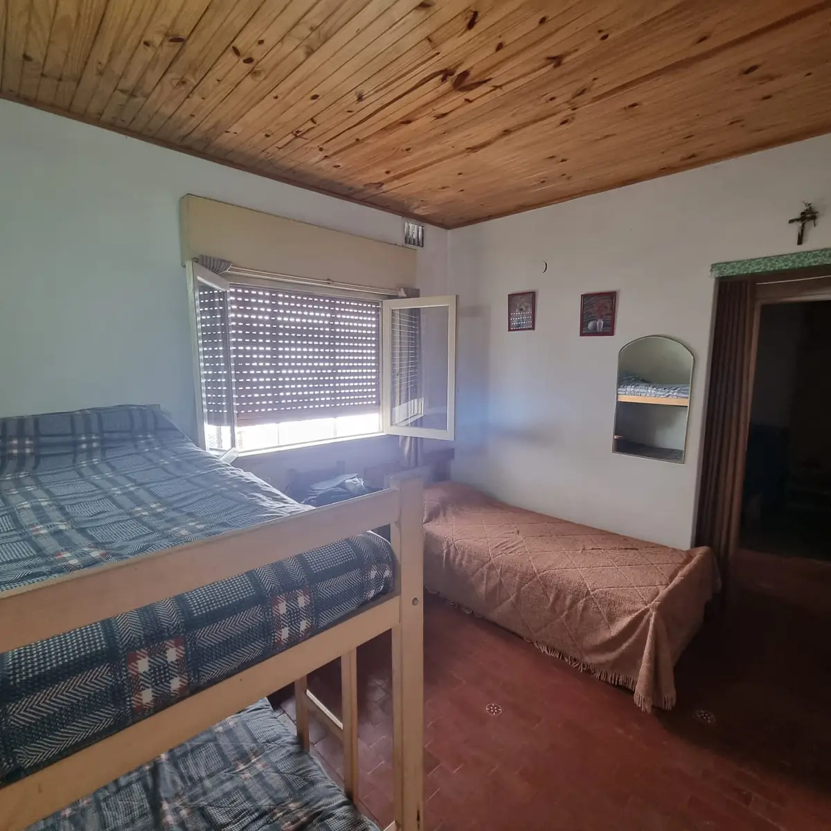 Casa en Venta – Calle 6 e/ 41 y 42, Santa Teresita - Imagen 11