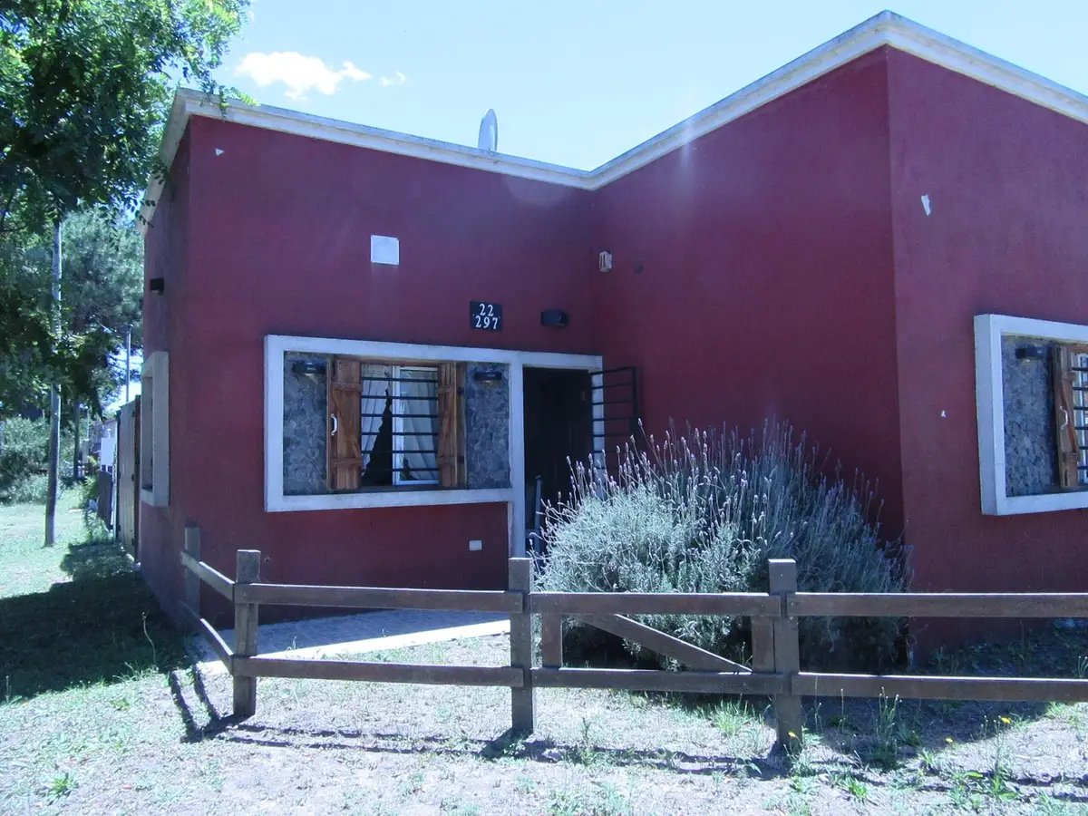 ¡Casa tipo PH con gas natural! – Calle 22 N° 297, Las Toninas - Imagen 2