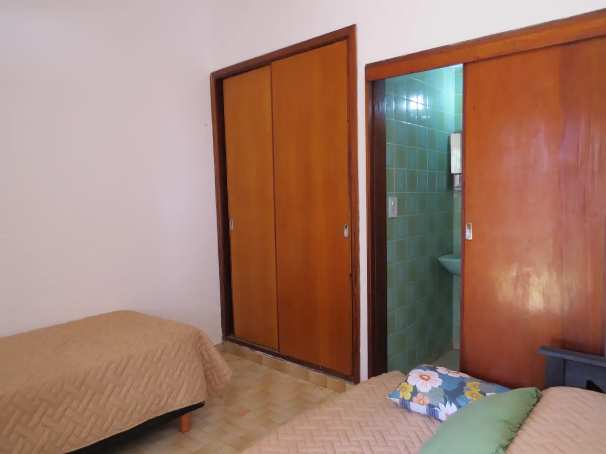 🌴 Casa amplia con quincho y gran capacidad – Zona cercana al mar, Las Toninas - Imagen 5