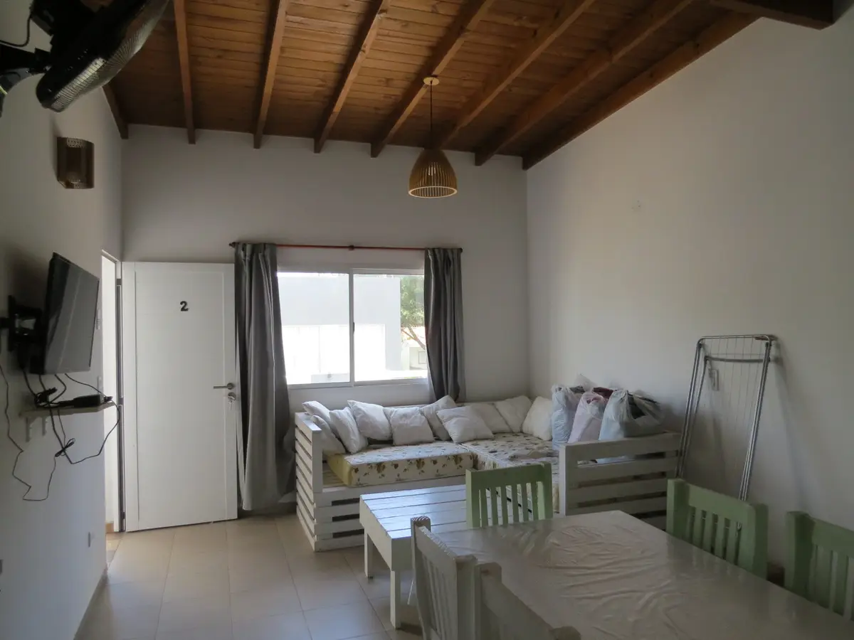 🏡 Departamento con balcón parrillero y patio – Av. 7 N°2079 UF2, Las Toninas - Imagen 4