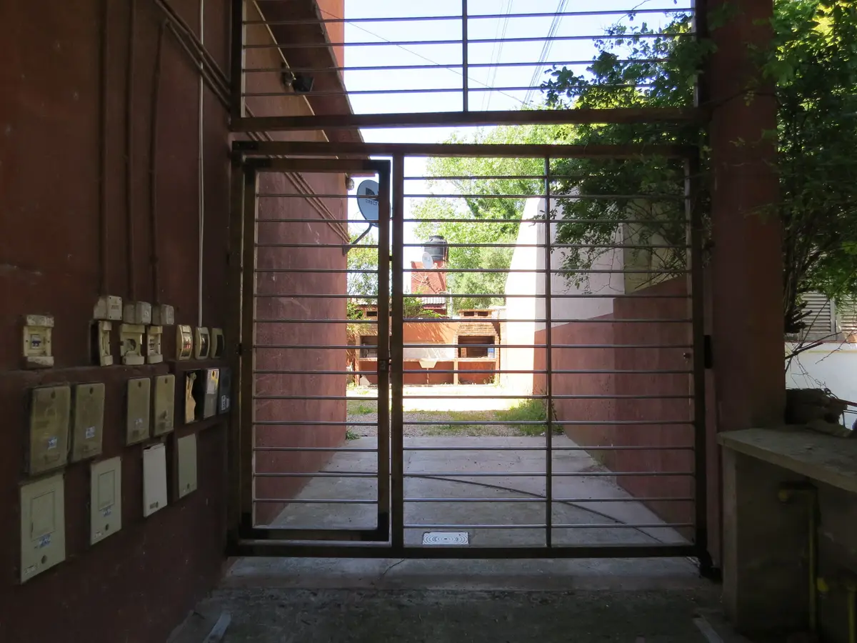 🏡 Dúplex con patio y parrilla – Calle 38 N°420 dto 2, Las Toninas - Imagen 2