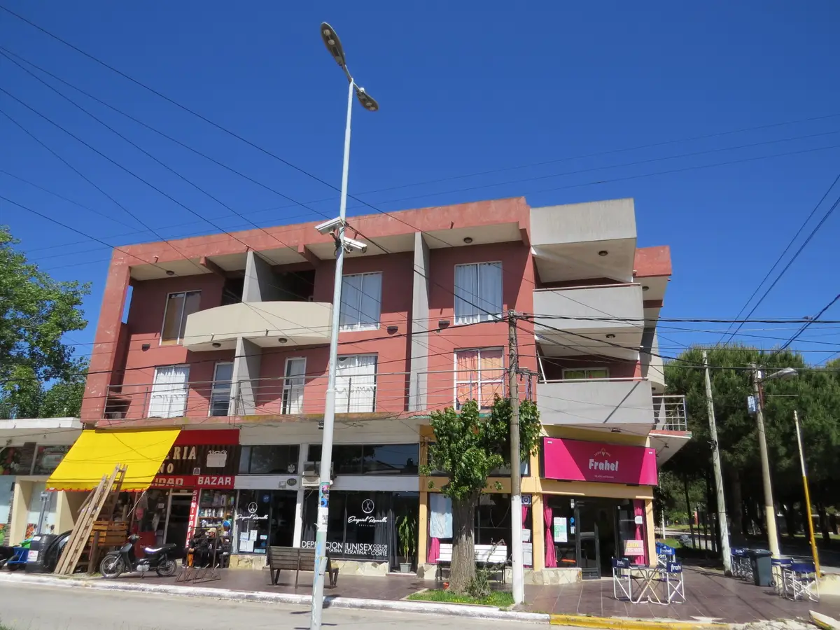 🏡 Dúplex amplio con parrilla y patio – Calle 38 N°420 dto4, Las Toninas