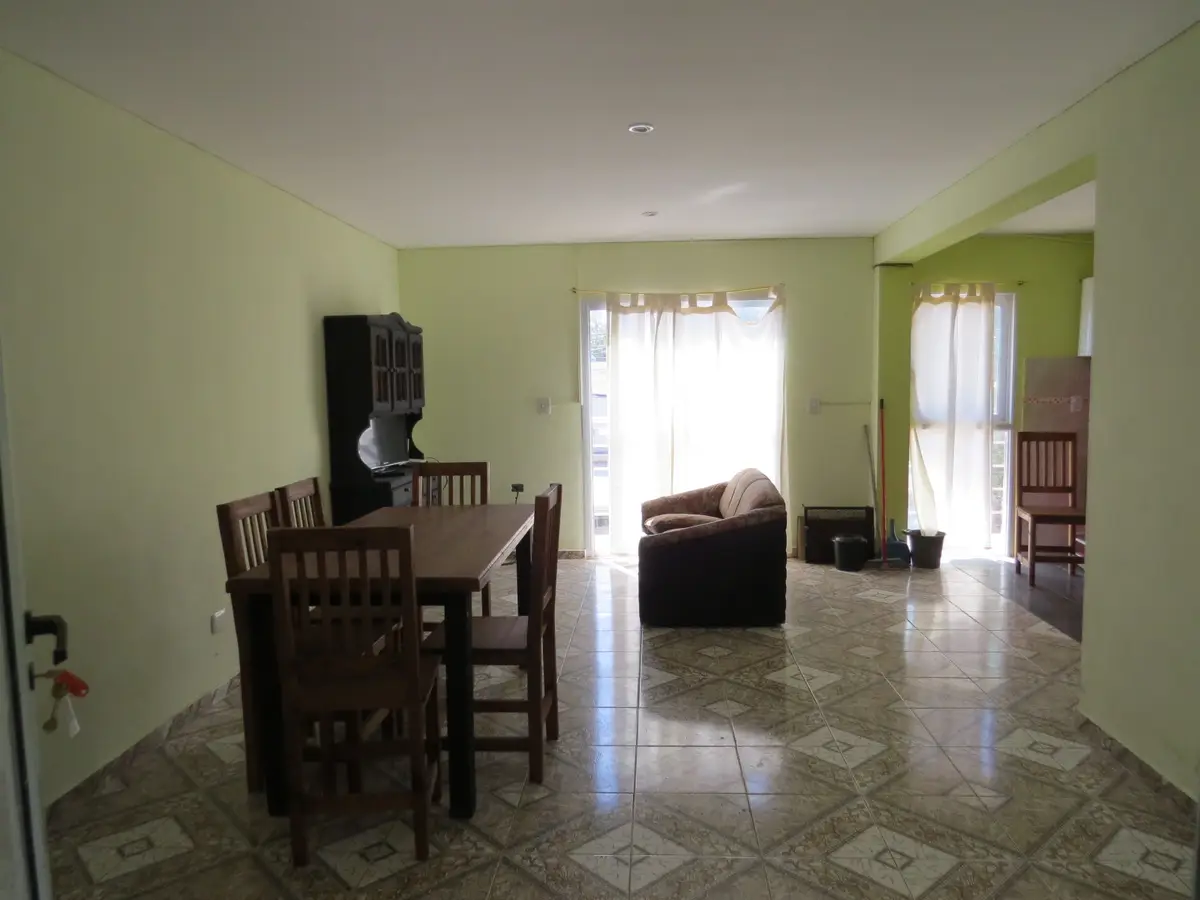 🏡 Dúplex amplio con parrilla y patio – Calle 38 N°420 dto4, Las Toninas - Imagen 4