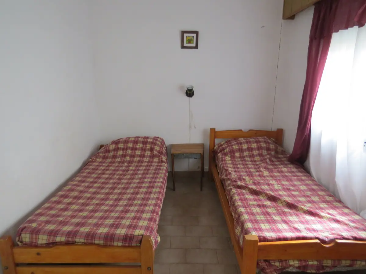 ¡Amplia casa con doble patio y excelente ubicación! – Calle 10 N°395, esquina 7, Las Toninas - Imagen 18