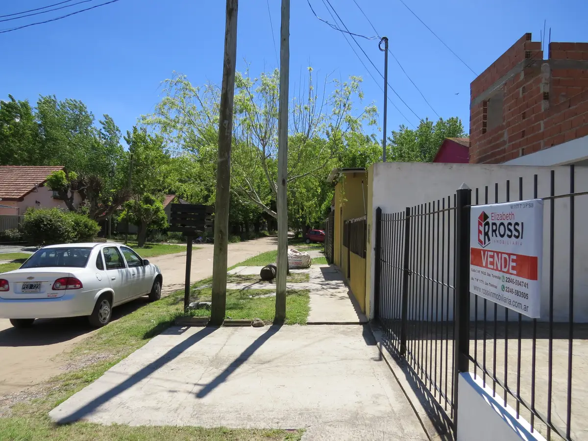 Casa con quincho, patio y garaje cerrado – Calle 11 N°2228, Las Toninas - Imagen 4