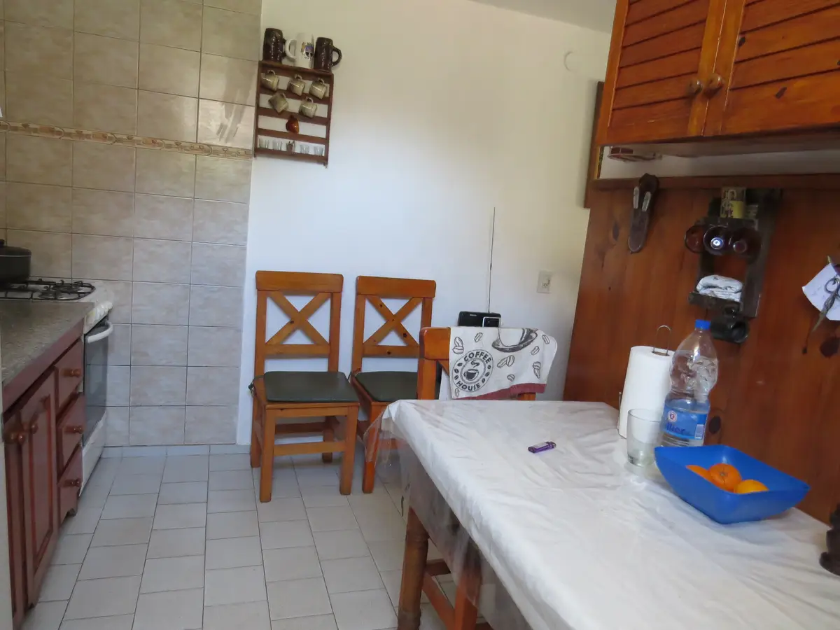 Casa con quincho, patio y garaje cerrado – Calle 11 N°2228, Las Toninas - Imagen 15