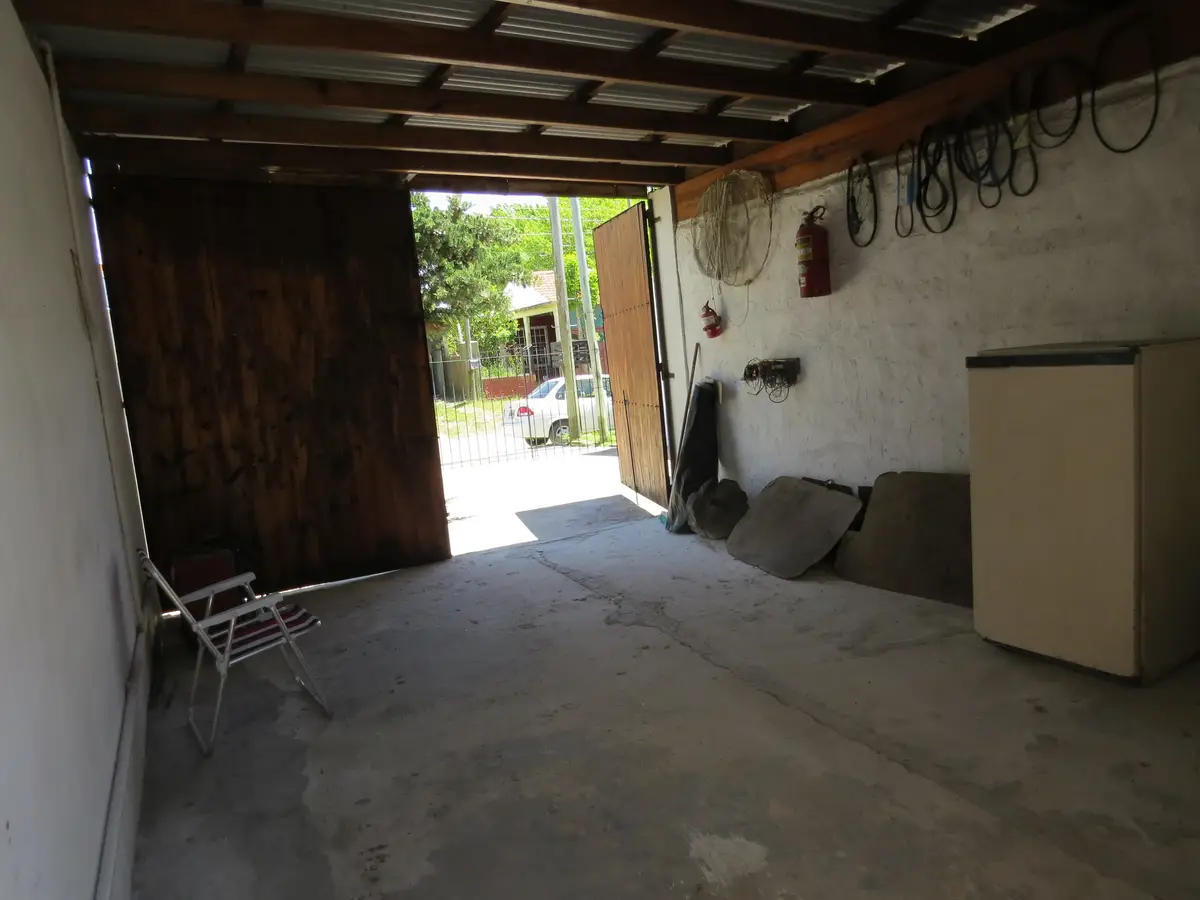 Casa con quincho, patio y garaje cerrado – Calle 11 N°2228, Las Toninas - Imagen 8