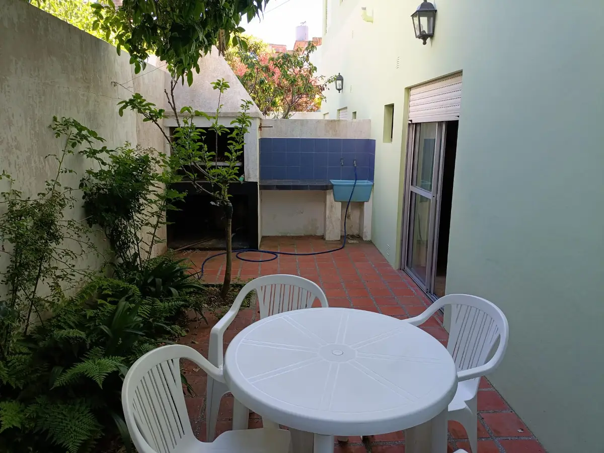 Departamento con patio, parilla y garaje - Costanera 1867 - Imagen 6