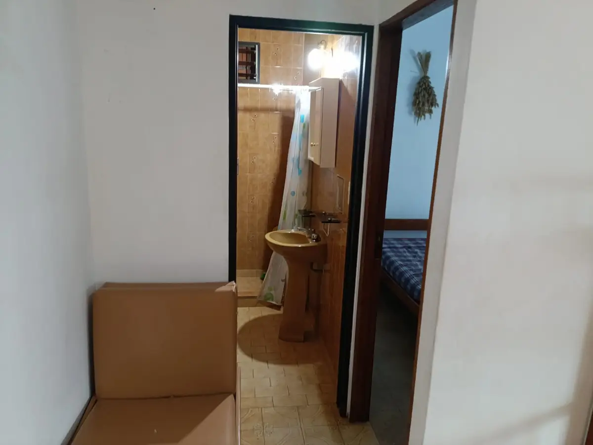 Departamento con patio, parilla y garaje - Costanera 1867 - Imagen 7