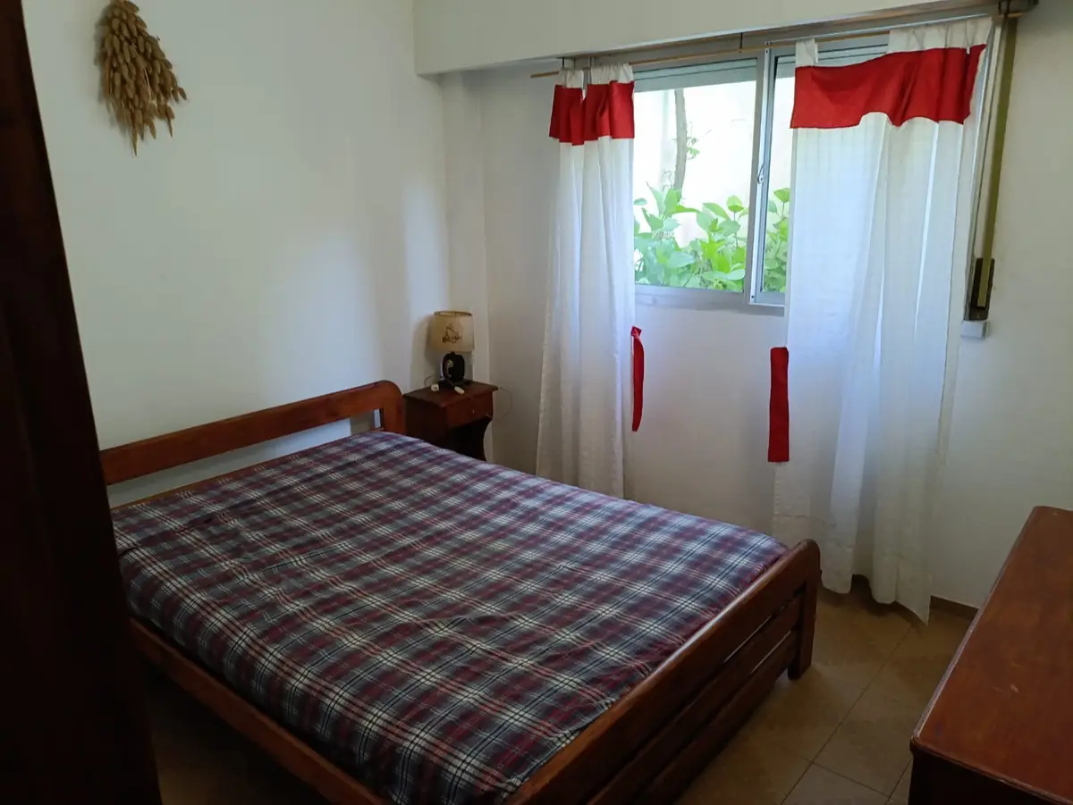 Departamento con patio, parilla y garaje - Costanera 1867 - Imagen 8