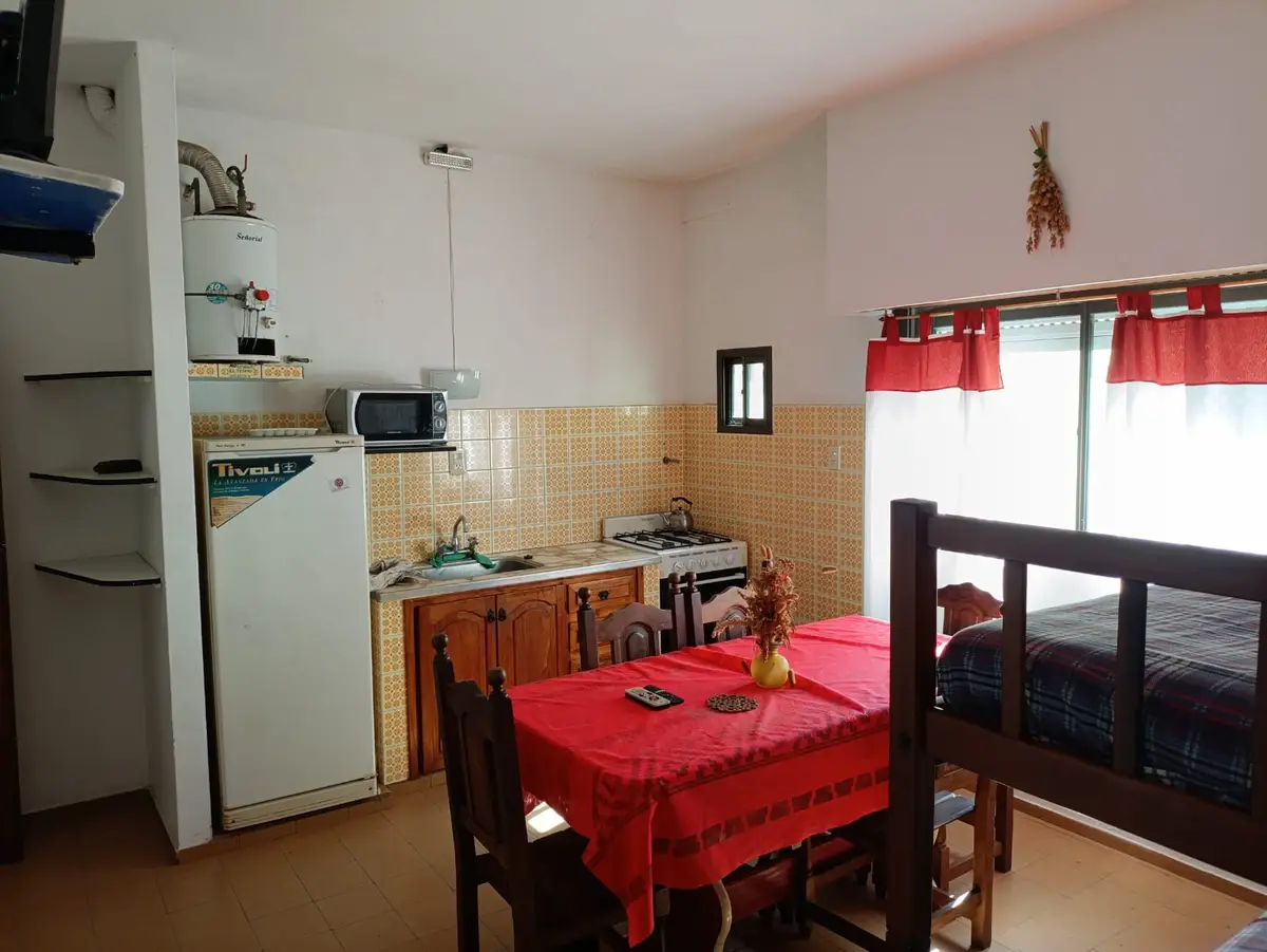 Departamento con patio, parrilla y garaje - Costanera 1867 - Imagen 1