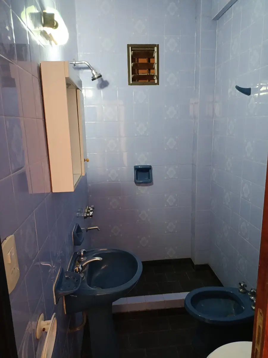 Departamento con patio, parrilla y garaje - Costanera 1867 - Imagen 7