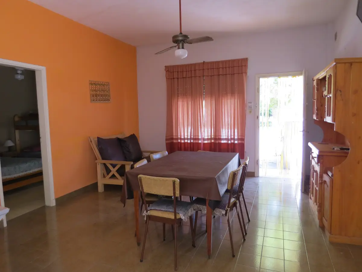 Casa con patio y parrilla – Calle 5 N°1666, Las Toninas - Imagen 11