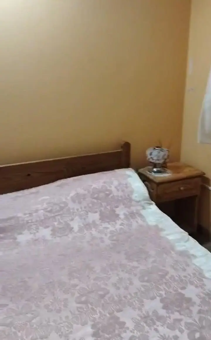 Hermosa casa con patio - Imagen 10