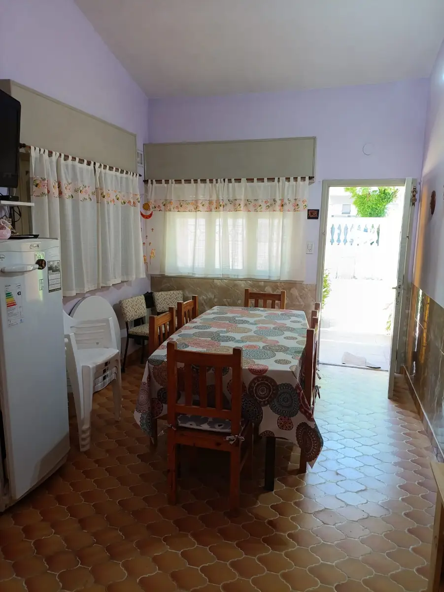 Hermosa casa con patio - Imagen 9