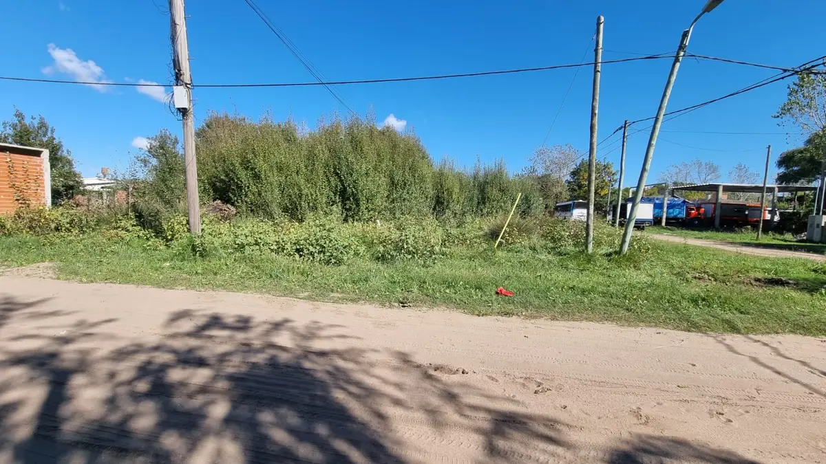 Lote en Venta – Esquina Calle 15 y Calle 48, Santa Teresita - Imagen 3