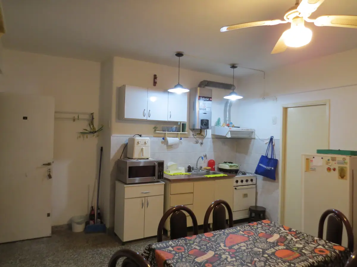 Departamento sobre Peatonal – Calle 36 y 1, Primer Piso - Imagen 11