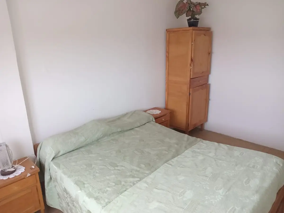 OPORTUNIDAD!! DEPARTAMENTO 2 AMB. AL FRENTE VISTA AL MAR A 30 Mts. DE LA PLAYA! - Imagen 2