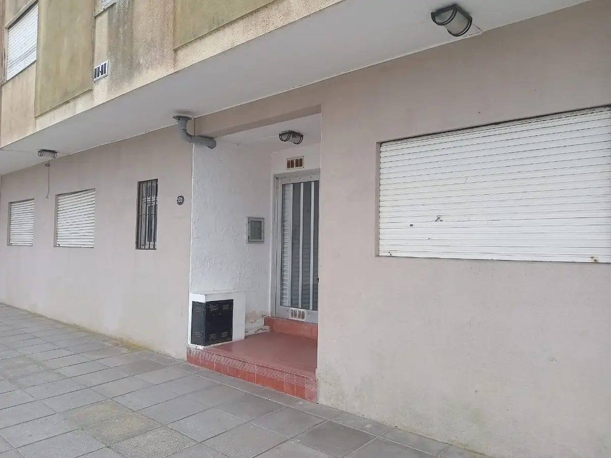 OPORTUNIDAD!! DEPARTAMENTO 2 AMB. AL FRENTE VISTA AL MAR A 30 Mts. DE LA PLAYA! - Imagen 12