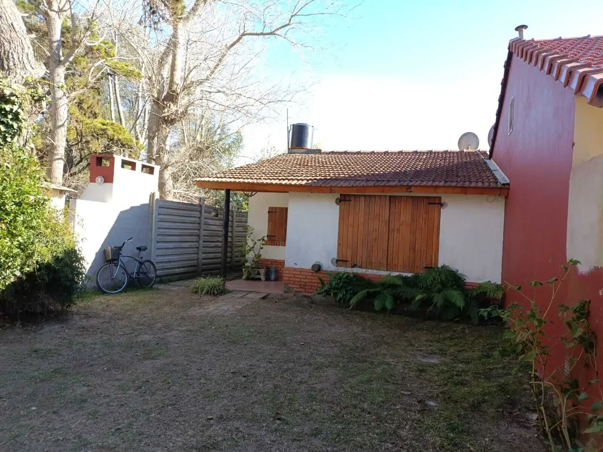 Oportunidad! Casa + departamento