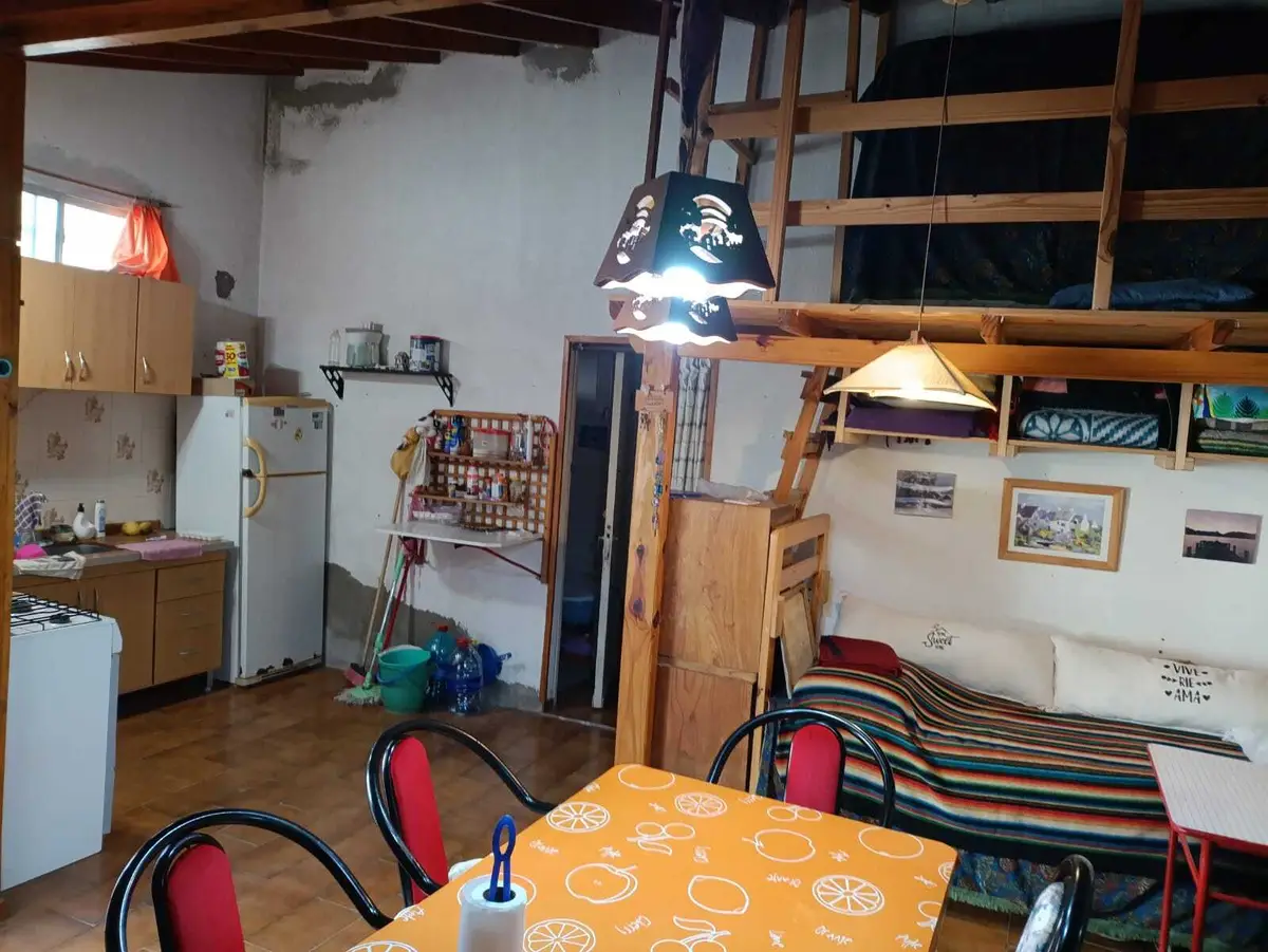 Oportunidad! Casa + departamento - Imagen 7