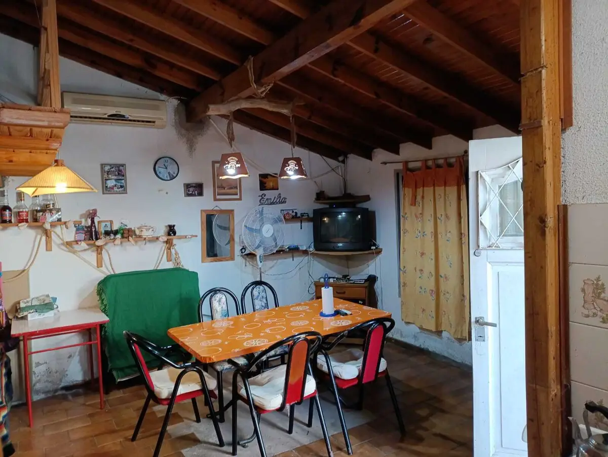 Oportunidad! Casa + departamento - Imagen 8