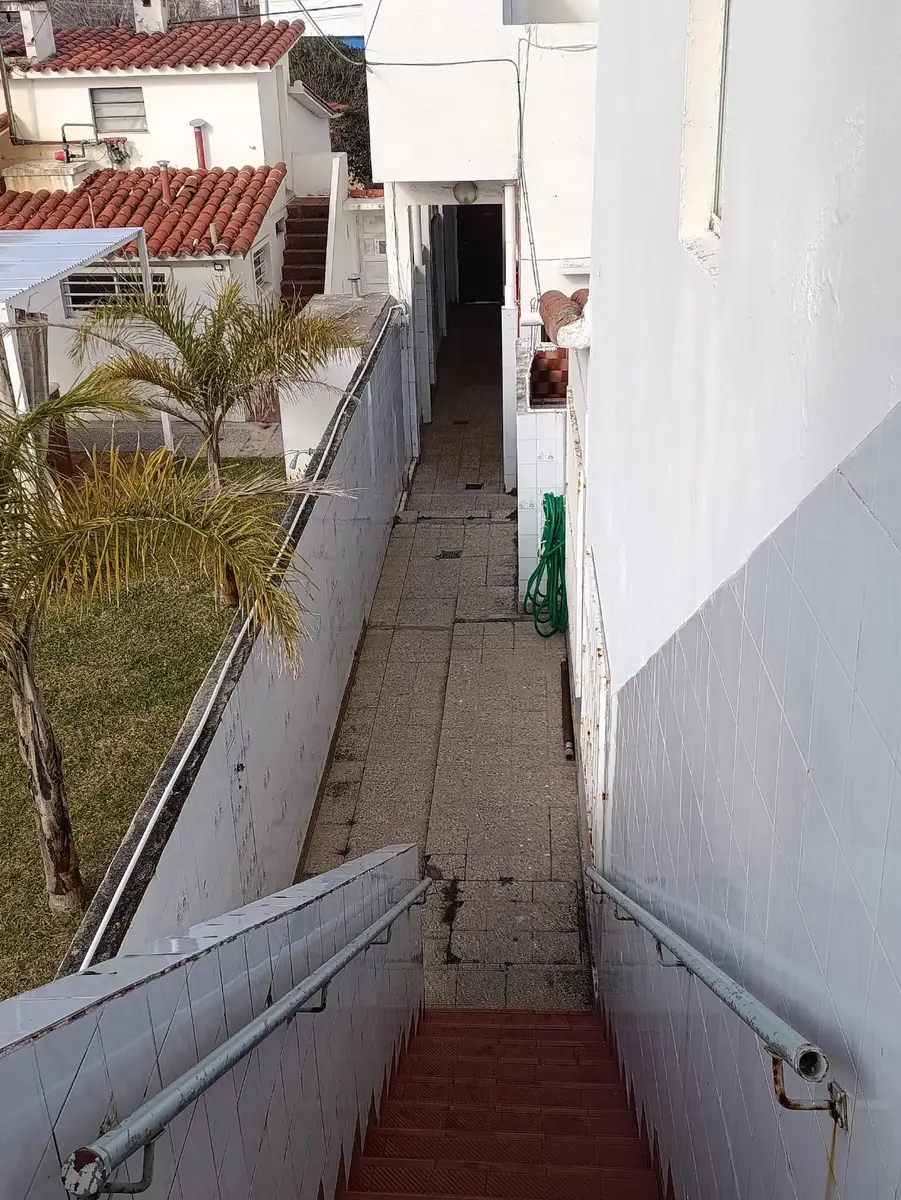 Departamento en Excelente Estado y Cercano al Mar – Calle 35 N° 275, Santa Teresita - Imagen 1