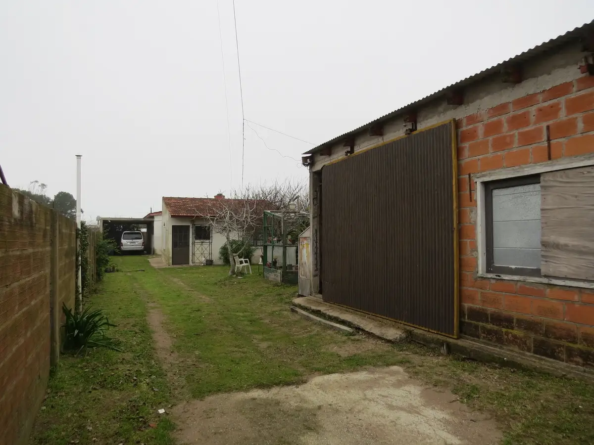 Complejo con Casa + Departamento + Galpón – Calle 15 N° 78, Las Toninas - Imagen 5