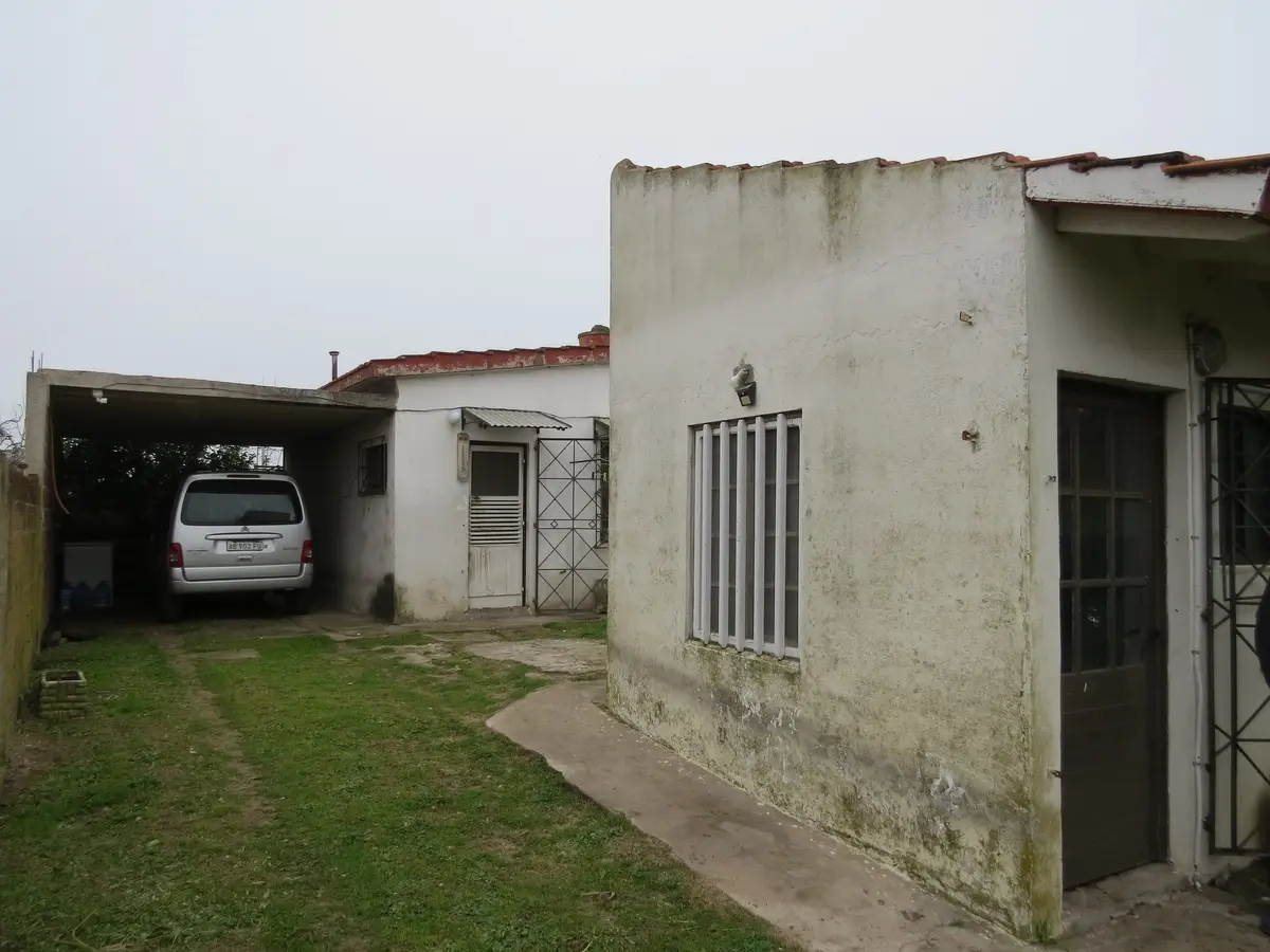 Complejo con Casa + Departamento + Galpón – Calle 15 N° 78, Las Toninas - Imagen 6