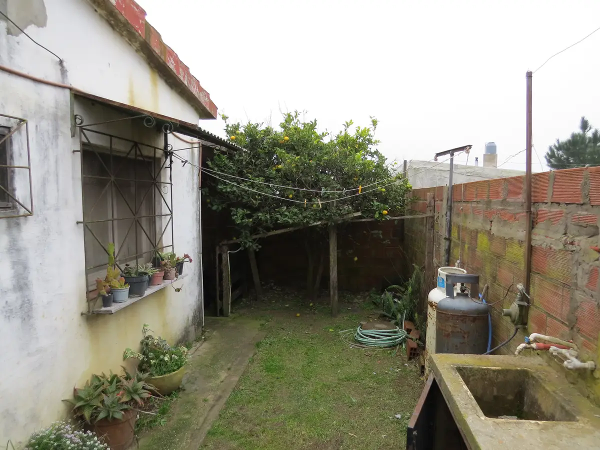 Complejo con Casa + Departamento + Galpón – Calle 15 N° 78, Las Toninas - Imagen 3