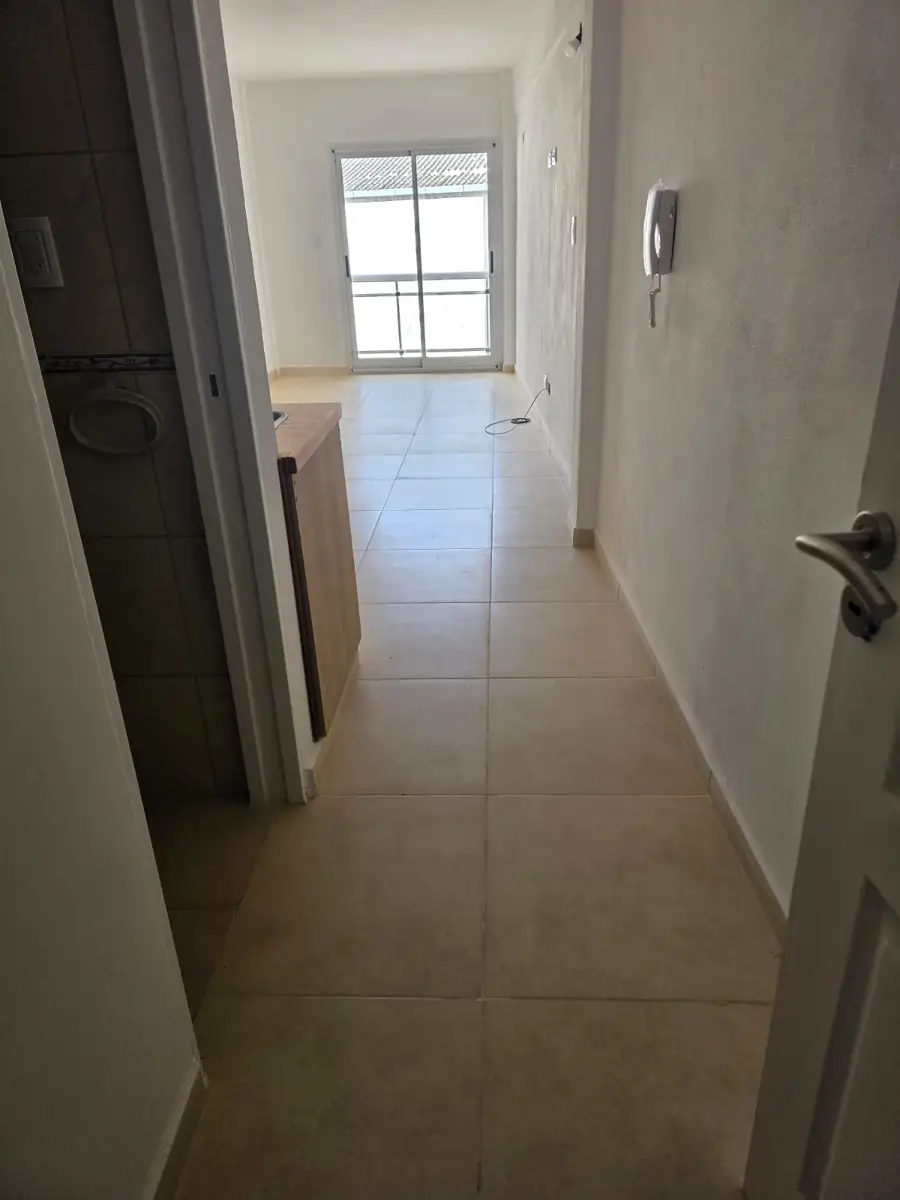 Monoambiente con Balcón y Quincho – Calle 3 e/ 41 y 42, Santa Teresita - Imagen 2