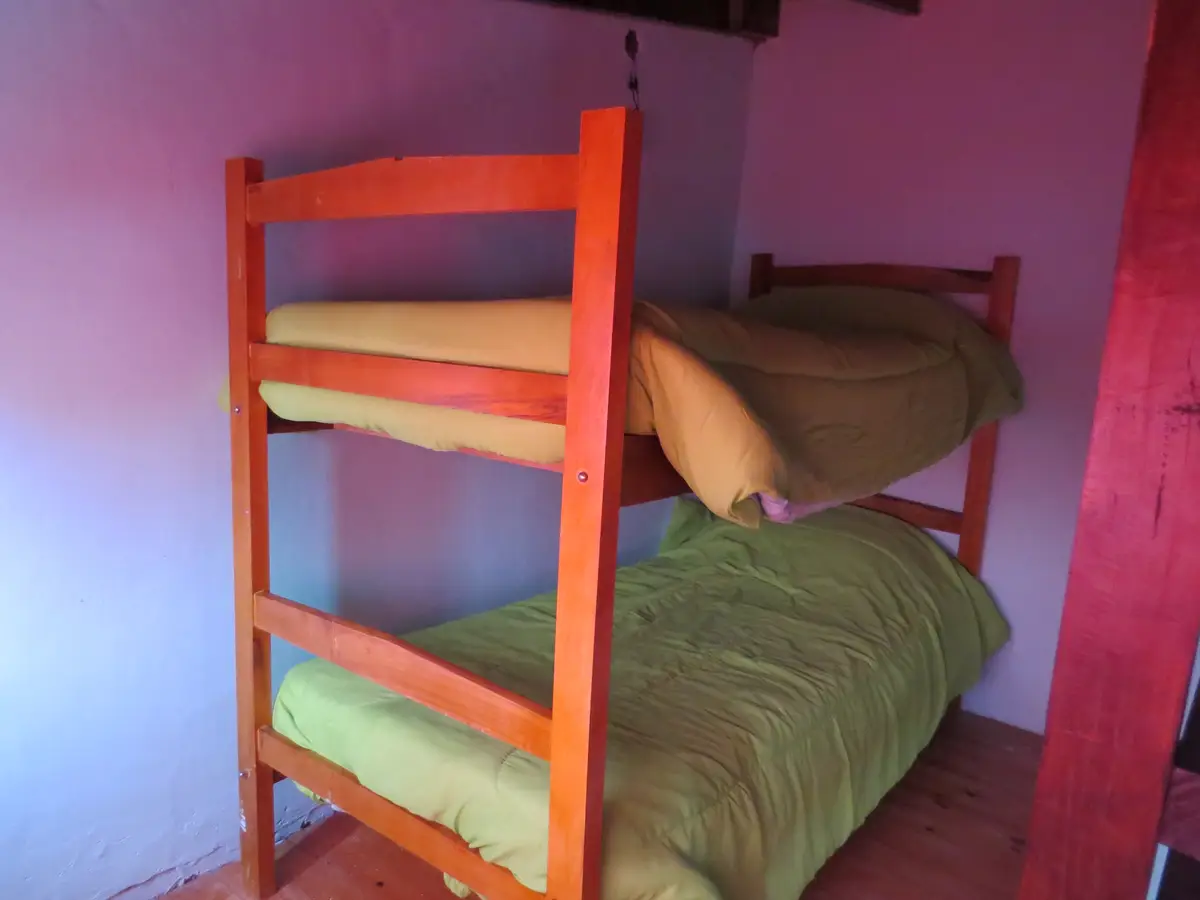 Ideal para Vivienda Multifamiliar e Inversión – Amplio Lote con 3 Construcciones - Imagen 6