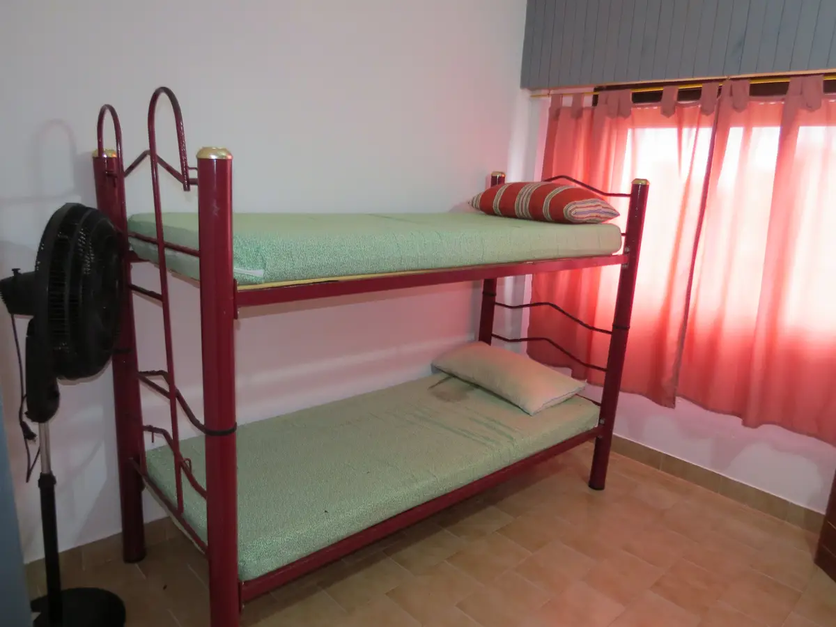 Excelente Ubicación a Pasos del Mar con Vista al Mar – 3 Ambientes - Imagen 1