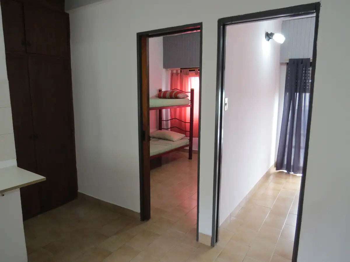 Excelente Ubicación a Pasos del Mar con Vista al Mar – 3 Ambientes - Imagen 4