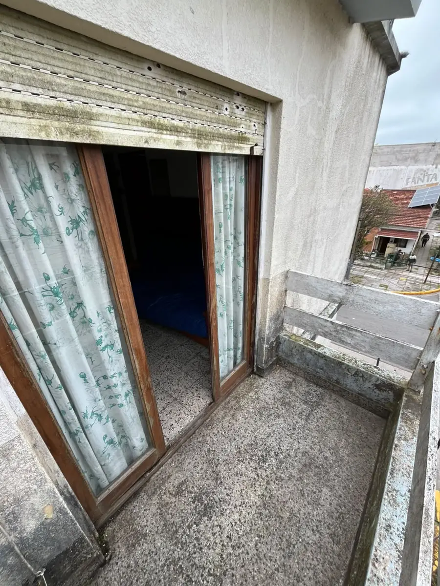 Departamento en Venta 3 Ambientes con 2 Balcones Santa Teresita - Imagen 3