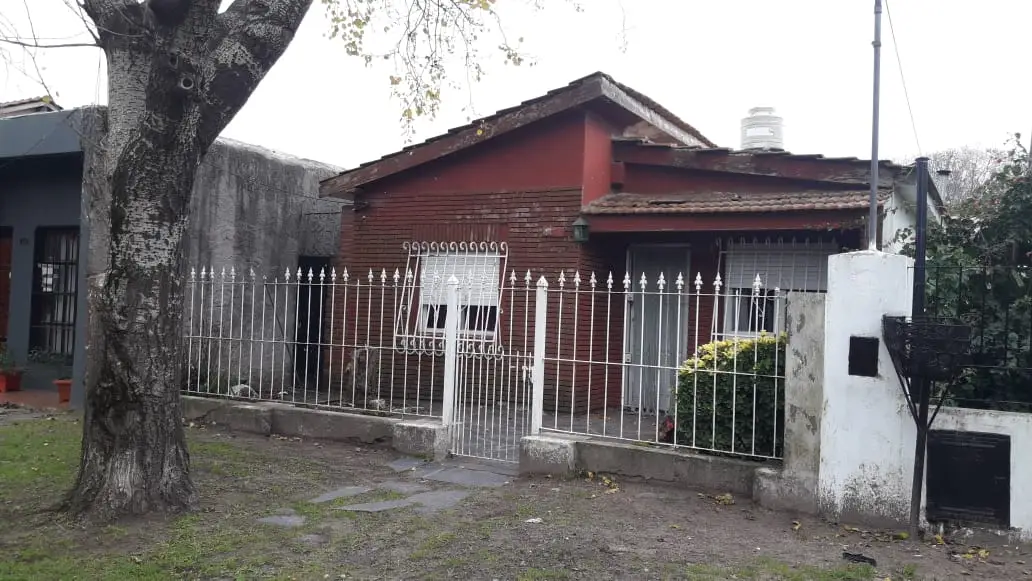 Casa en Venta – Calle 126 N° 269 e/ 103 y 104, Barrio Parque Golf, Santa Teresita