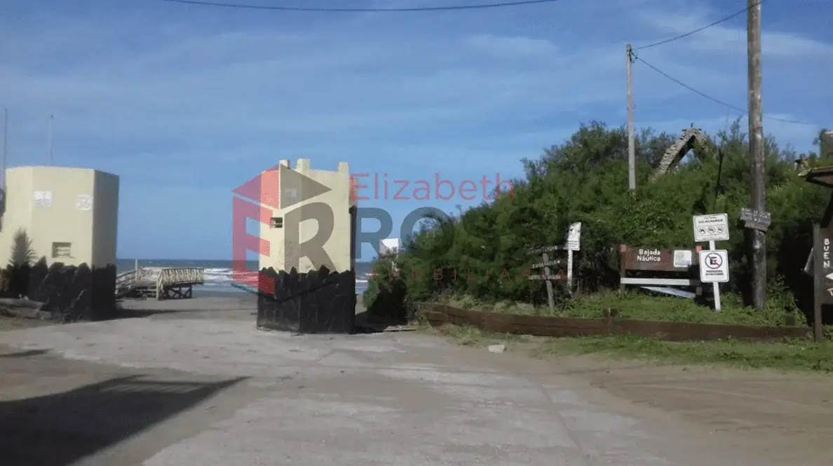 Dúplex a Metros del Mar con Vista y Espacio Exterior – Costanera N°1645, e/36 y 38, Las Toninas - Imagen 1