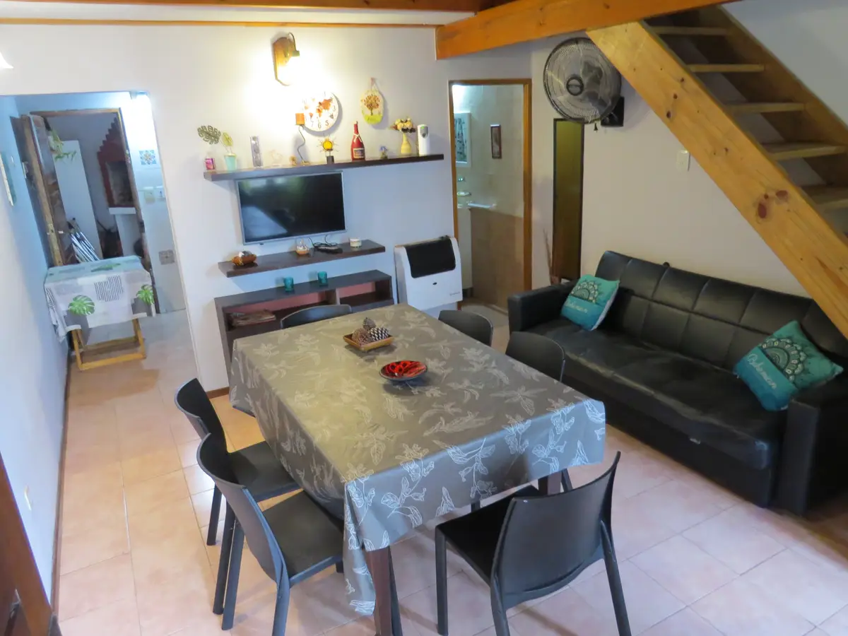 Dúplex con Potencial Constructivo y Excelente Ubicación – Calle 24 N°487, Las Toninas - Imagen 6