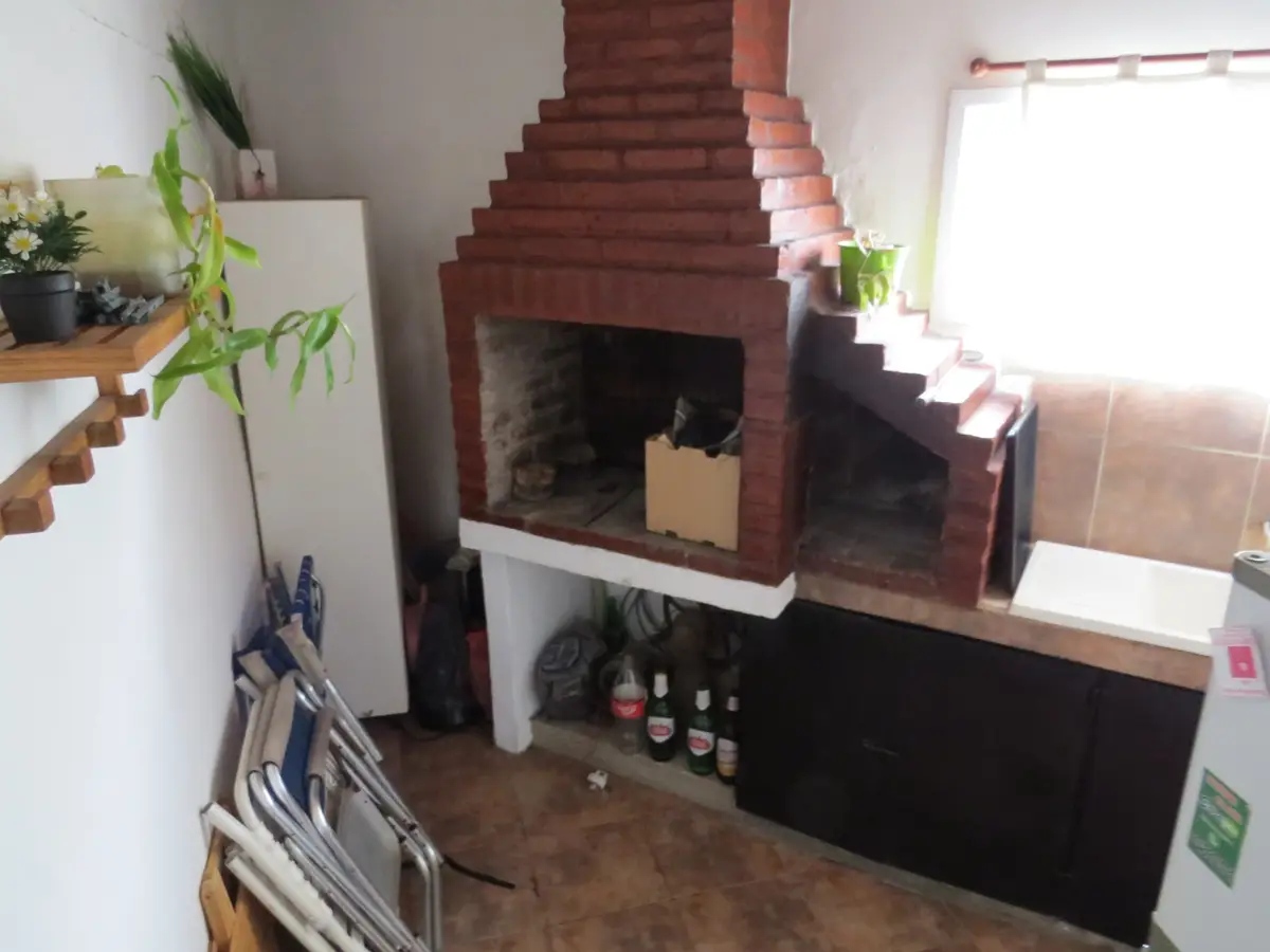 Dúplex con Potencial Constructivo y Excelente Ubicación – Calle 24 N°487, Las Toninas - Imagen 9