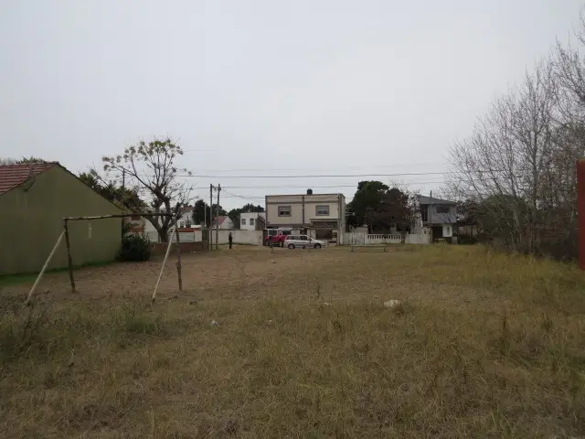 Lote nivelado y con excelente ubicación – Calle 5 e/ 24 y 26, Las Toninas - Imagen 1