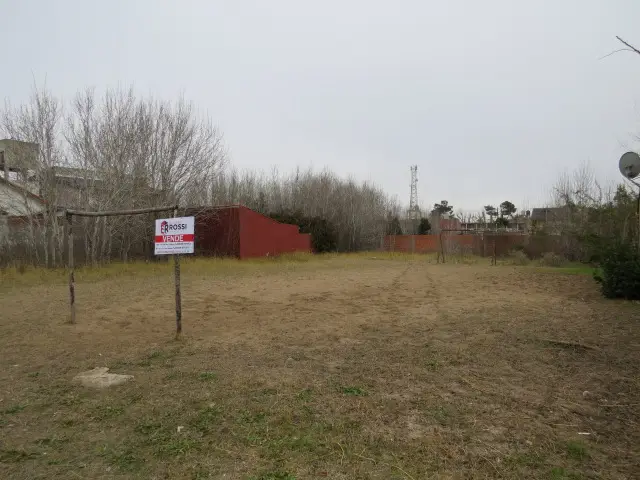 Lote nivelado y con excelente ubicación – Calle 5 e/ 24 y 26, Las Toninas - Imagen 3