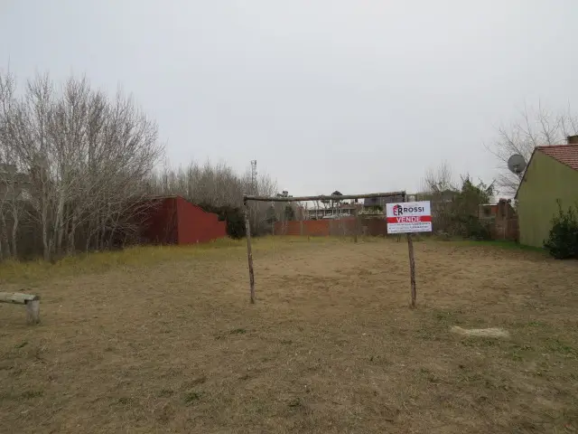 Lote nivelado y con excelente ubicación – Calle 5 e/ 24 y 26, Las Toninas